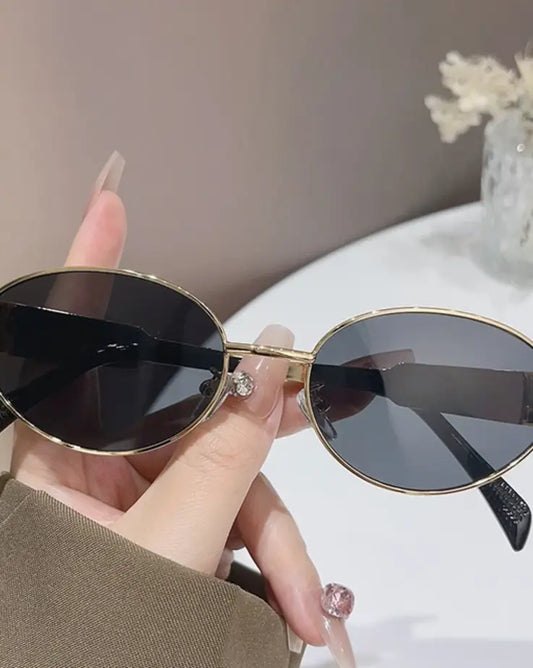 Georgina Shades